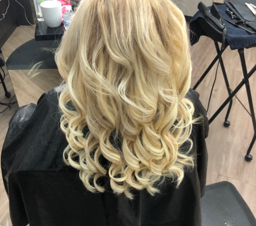 Shampoo, Blow Dry & Style